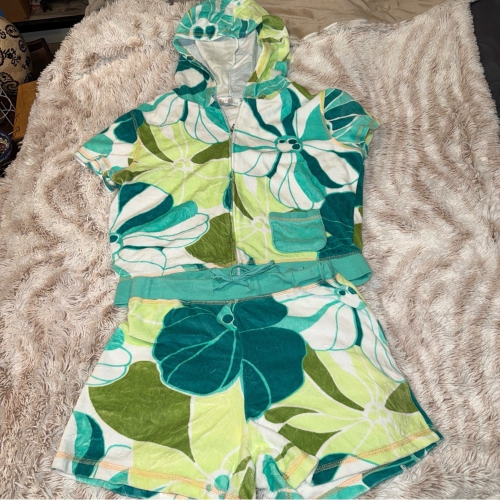 KayAnna Green and White Tropical Pajama Set
